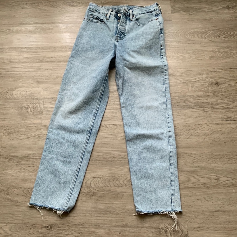 Old Navy Sky-High Straight Jeans